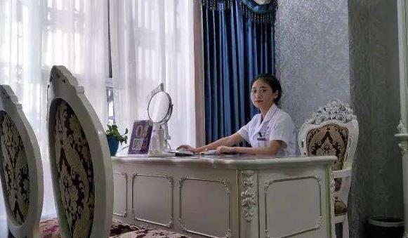 巴中依韓（原雙均）醫(yī)療美容診所_醫(yī)生辦公室