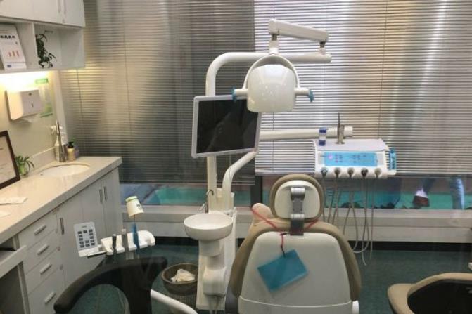 蚌埠三愛口腔門診部_牙齒檢查設(shè)備