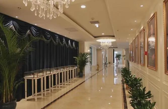 北海美秀中禾醫(yī)療美容診所_醫(yī)院走廊