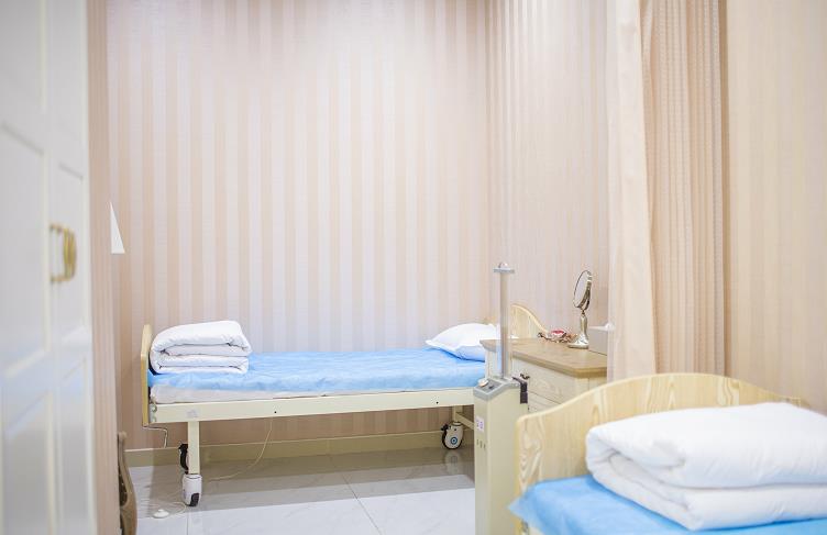 北京愛美醫(yī)療美容門診部_留觀室