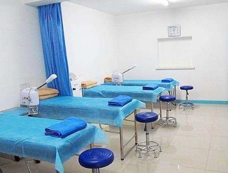 北京崔相平醫(yī)療美容診所_治療室