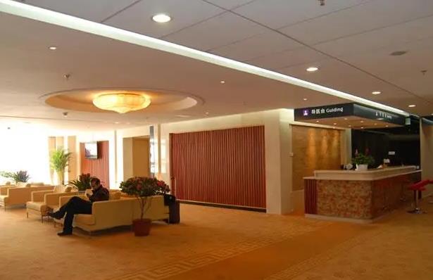 北京黃寺美容外科醫(yī)院_導(dǎo)醫(yī)臺