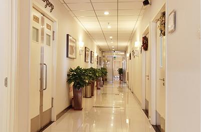 北京麗揚(yáng)醫(yī)療美容診所_走廊