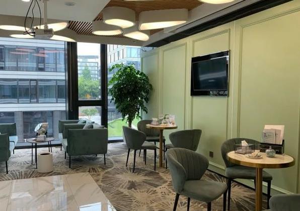 北京劉建民醫(yī)生整形診所_候診區(qū)