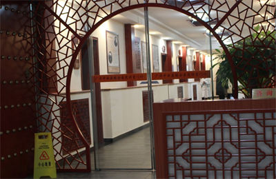 北京榮軍醫(yī)院激光美容中心_醫(yī)院內(nèi)部門口