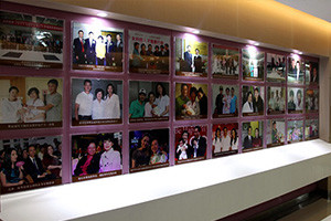北京五洲女子醫(yī)院整形美容科_名人留影墻