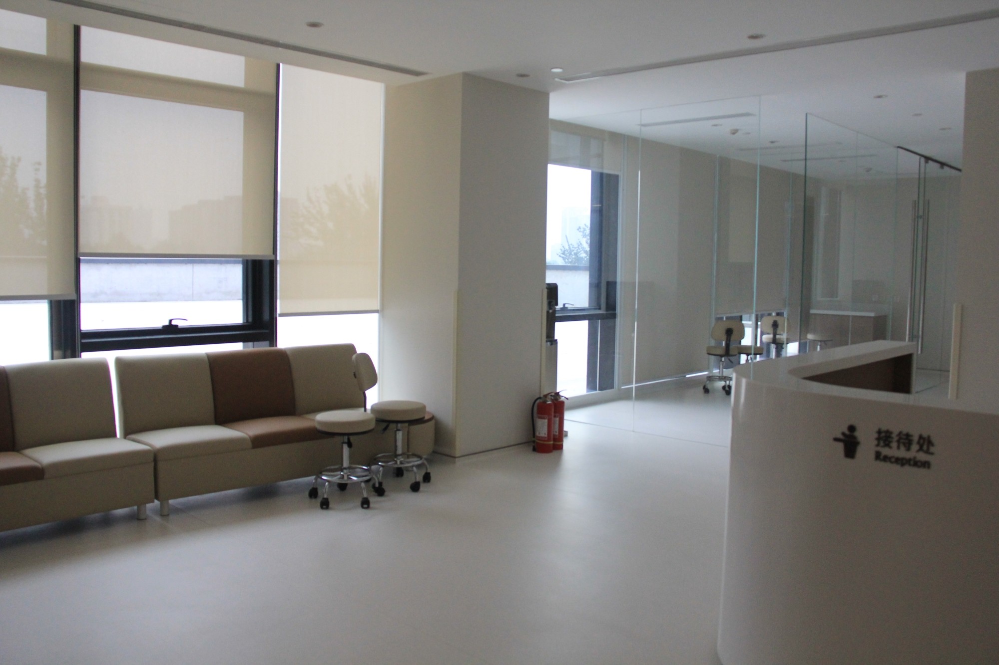 北京?，斄猪槼毖劭漆t(yī)院_導診臺