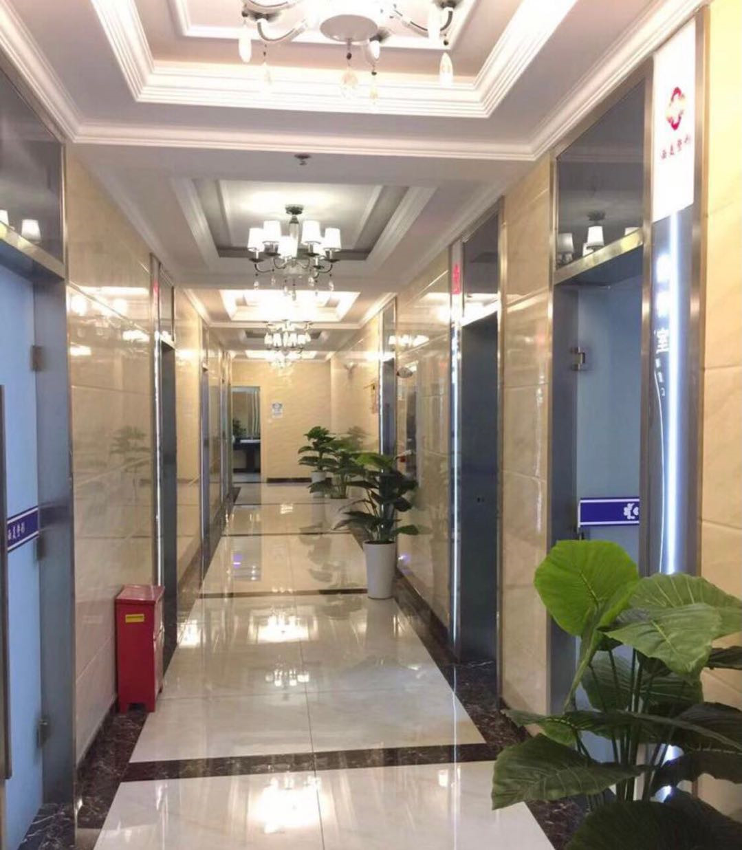 北京西美醫(yī)療美容門診部_樓道1