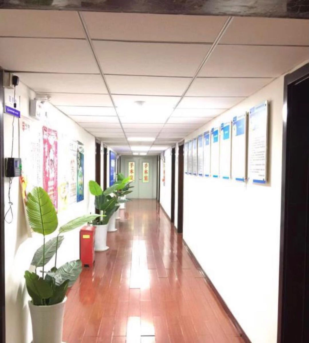 北京西美醫(yī)療美容門診部_樓道2