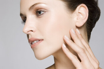 2023云南眼周紋剝離術(shù)醫(yī)生前10強排名超贊！洪曉婭、劉哲延、李奇飛是否信得過