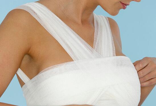 2023重慶水光針祛額頭紋權(quán)威醫(yī)生榜單前10位大曝光！Dr.AamerKhan、田忠成、黃國(guó)全優(yōu)勢(shì)盡顯、各有千秋