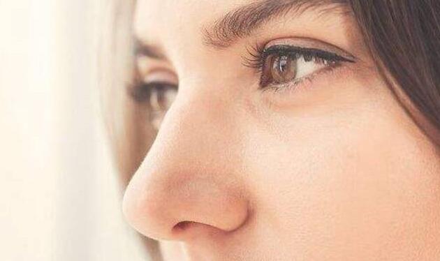 南京黃金微雕去口周紋醫(yī)生