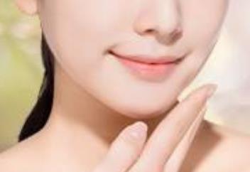 2023杭州溶脂瘦臀權(quán)威專家口碑前十位技術(shù)出眾！鄒美玲、程琳、王圣林在榜！