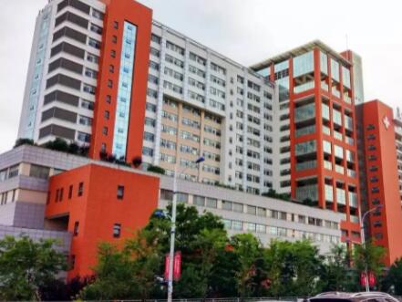 2023昆明玻尿酸額頭填充正規(guī)整形美容醫(yī)院口碑排行羅列，昆明昆大皮膚病醫(yī)院能力各有千秋