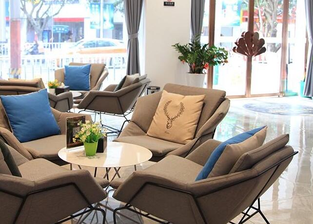 2023桂林注射填充豐淚溝大型權(quán)威醫(yī)院排行榜top10強(qiáng)哪家技術(shù)好？桂林星范整形口碑人氣在線比拼