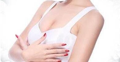 汕頭注射肉毒素除皺的手術(shù)費用一般要多少錢合適(汕頭愛麗諾醫(yī)療美容門診注射肉毒素除皺參考價：3681元)