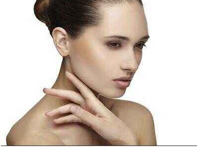 淮安微波祛痣費(fèi)用2023分享(淮安靈塑醫(yī)療美容診所微波祛痣?yún)⒖純r(jià)：4850元)