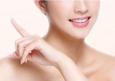 上海皺紋填充自體脂肪2023費用明細(xì)一覽(2023上海皺紋填充自體脂肪參考價為：7060元)