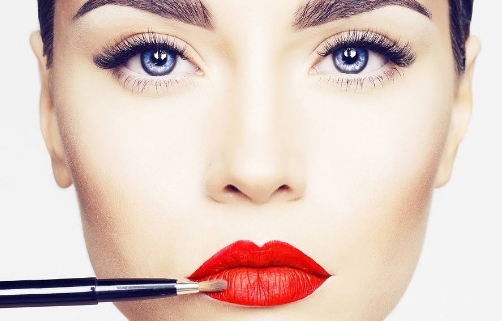 長沙駝峰鼻手術(shù)費(fèi)用明細(xì)全新公布(2023長沙駝峰鼻手術(shù)參考價(jià)為：5897元)