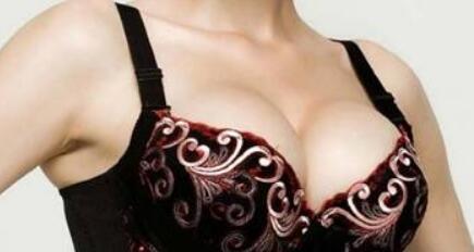 唐山自體脂肪顆粒注射治療顳部凹陷價格大概多少(2023唐山自體脂肪顆粒注射治療顳部凹陷參考價為：6141元)