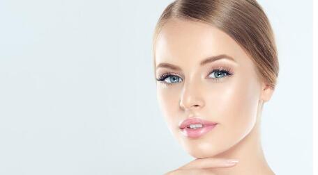 成都太陽穴打玻尿酸治療價格2023出示(2023成都太陽穴打玻尿酸參考價為：6206元)