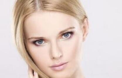 濟(jì)南光電去眼周紋2023價目表一覽(2023濟(jì)南光電去眼周紋參考價為：6707元)