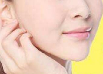 無錫光纖去除頸部皺紋的手術(shù)費(fèi)用查詢(2023無錫光纖去除頸部皺紋參考價(jià)為：5611元)