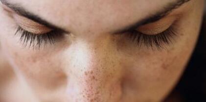 昆明水柔隆胸大概要治療費(fèi)用是多少(云南昆明華美美萊整形水柔隆胸參考價(jià)：3425元)