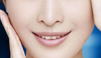 廣州靜態(tài)魚(yú)尾紋注射肉毒素價(jià)格表火爆上線(廣州番禺區(qū)何賢紀(jì)念醫(yī)院皮膚美容科靜態(tài)魚(yú)尾紋注射肉毒素參考價(jià)：3325元)