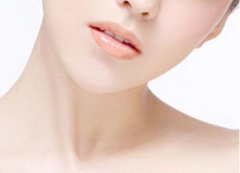 鹽城自體隆鼻膨體隆鼻報(bào)價(jià)一般是多少(鹽城城南新區(qū)韓辰醫(yī)療美容門診部自體隆鼻膨體隆鼻參考價(jià)：5605元)