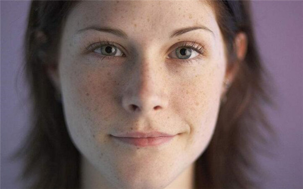 杭州肉毒素填充眼角紋整形外科價(jià)格正式發(fā)布(杭州德斯醫(yī)療美容診所肉毒素填充眼角紋參考價(jià)：3287元)