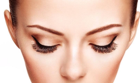 杭州激光治療眼角紋價(jià)格表2023版本流出(杭州仁術(shù)醫(yī)療美容診所激光治療眼角紋參考價(jià)：4578元)