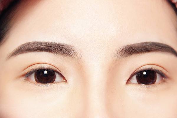 南寧激光脈沖祛痘印治療價格表免費查詢(廣西南寧東方醫(yī)院美容醫(yī)院激光脈沖祛痘印參考價：6352元)