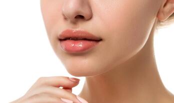 衡水自體脂肪填充唇部優(yōu)惠價(jià)格預(yù)覽(衡水諾美整形醫(yī)療美容醫(yī)院自體脂肪填充唇部參考價(jià)：4598元)