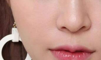 張家港射頻溶脂瘦手臂價格一覽表查看(張家港皇嘉金典醫(yī)療美容診所射頻溶脂瘦手臂參考價：6062元)