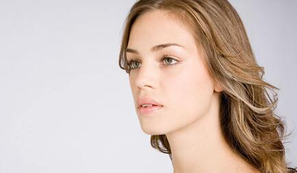 武漢激光點(diǎn)陣祛痘印價(jià)位表正式發(fā)布(武漢美天醫(yī)療美容醫(yī)院激光點(diǎn)陣祛痘印參考價(jià)：6286元)