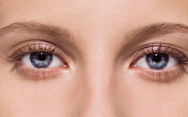 成都國(guó)產(chǎn)硅膠墊下巴整形費(fèi)用清單公布(成都軍大醫(yī)院整形美容科國(guó)產(chǎn)硅膠墊下巴參考價(jià)：4006元)