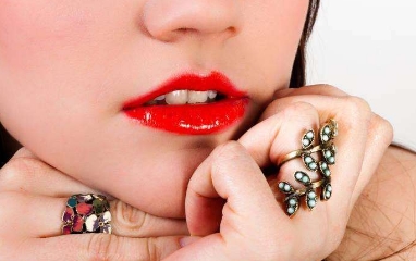 漳州手術祛法令紋大概要消費多少錢(漳州新醫(yī)美醫(yī)療美容門診部手術祛法令紋參考價：4313元)