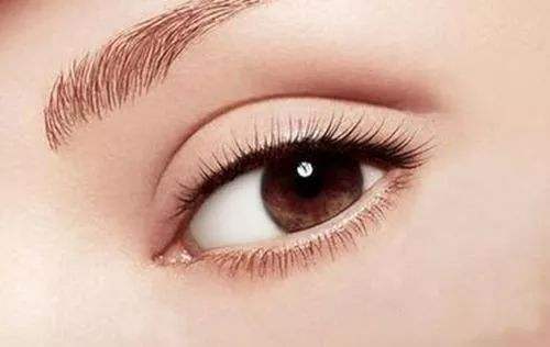 貴陽自體耳軟骨墊鼻尖治療費用一覽表公布(貴陽第五人民醫(yī)院整形美容科自體耳軟骨墊鼻尖參考價：3519元)