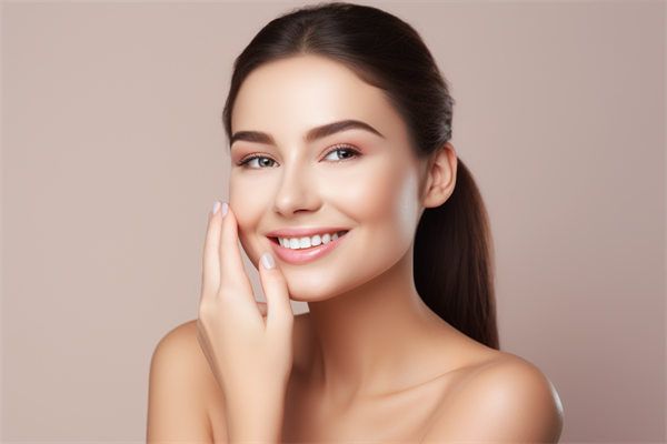 第六人民醫(yī)院整形美容科價(jià)格表及醫(yī)生案例詳解