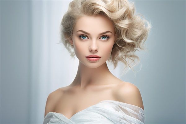 杭州隆鼻醫(yī)院推薦：周君芳醫(yī)生與何冬梅醫(yī)生口碑測(cè)評(píng)