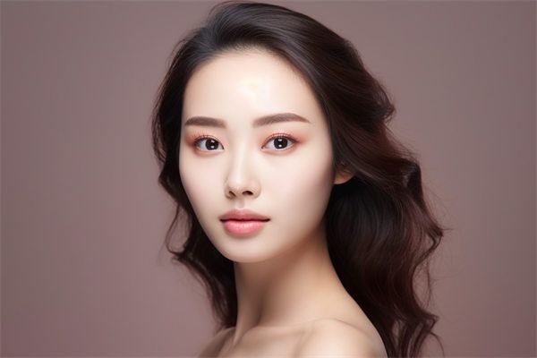 北京十佳隆鼻專家揭曉：權(quán)威實(shí)力坐鎮(zhèn)，美鼻打造巔峰