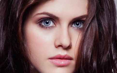 廣東省中醫(yī)院植發(fā)價(jià)格及梁家芬脫發(fā)治療效果分享