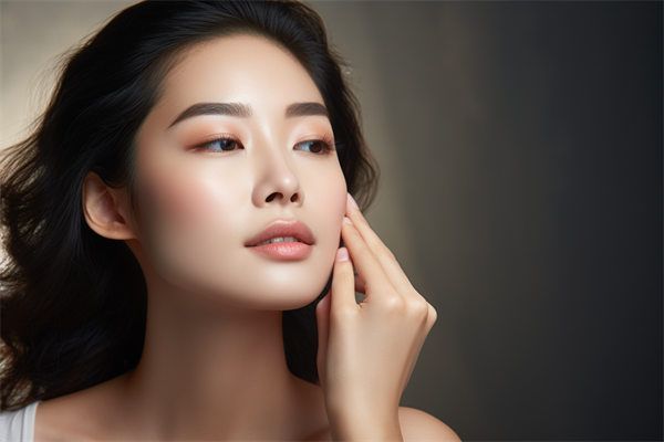 成都雙眼皮名醫(yī)實(shí)力榜，引領(lǐng)醫(yī)美新趨勢(shì)