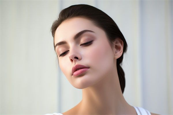 開眼角費(fèi)用明細(xì)：術(shù)式選擇、醫(yī)生資質(zhì)等因素詳解