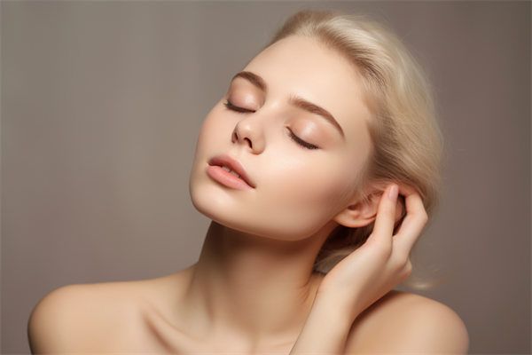 上海抽脂醫(yī)生排行榜：專業(yè)技術(shù)評(píng)比