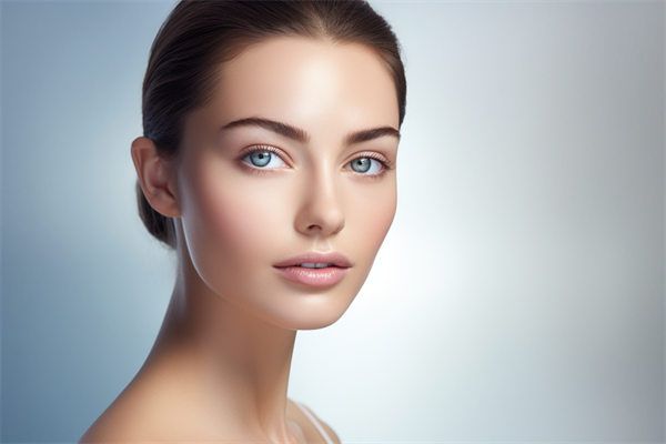 廣州仁健植發(fā)醫(yī)院口碑點評、價格表及植發(fā)際線案例分享