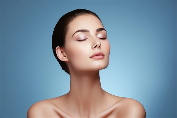 成都整形醫(yī)生哪家好雷子陵vs楊慶華，公認(rèn)知名靠譜！