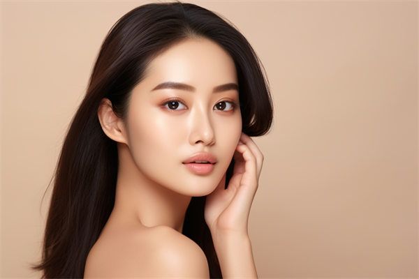 權(quán)威揭曉！上海隆胸三甲醫(yī)院實(shí)力派醫(yī)生名單公布，價(jià)格一覽盡有