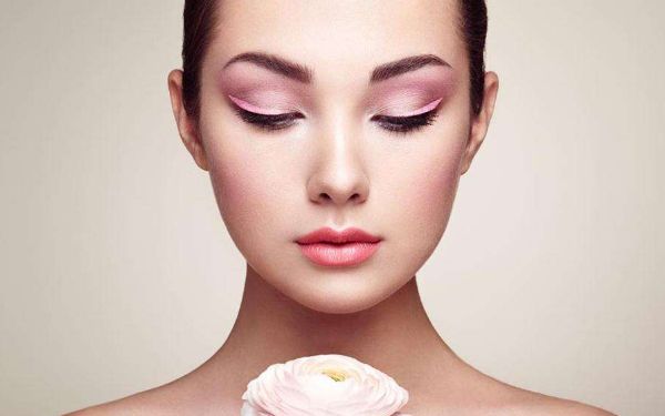 石家莊天宏雙眼皮修復(fù)案例分享，專家技術(shù)實力解析！